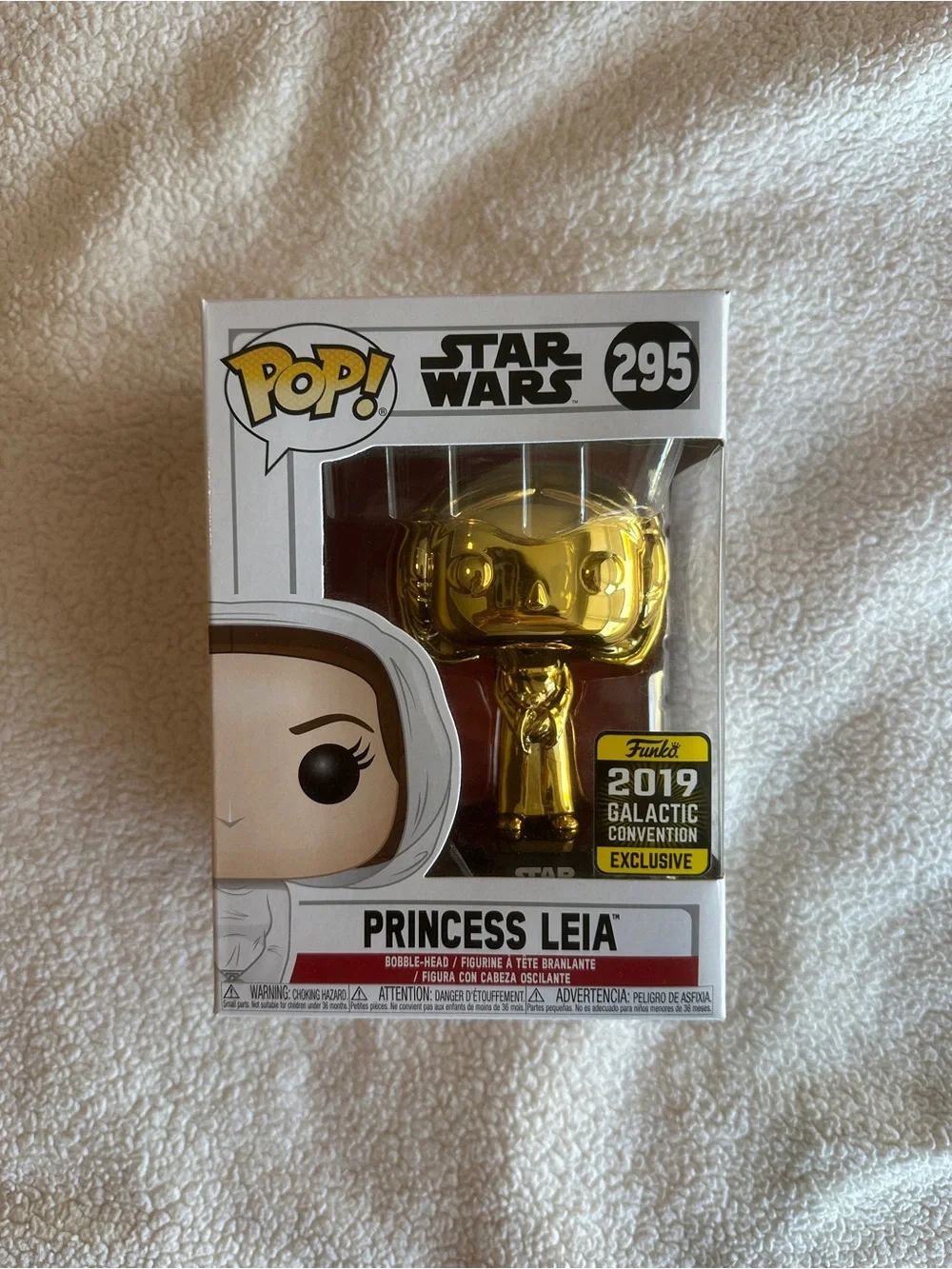 Princess Leia Gold Funko Pop - Picture 1 of 6